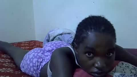 Snapshot of princess_scovia chatting on May 3, 7:47 am princess_scovia online show from May 3, 7:47 am