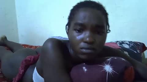 Snapshot of princess_scovia chatting on May 5, 4:37 pm princess_scovia online show from May 5, 4:37 pm