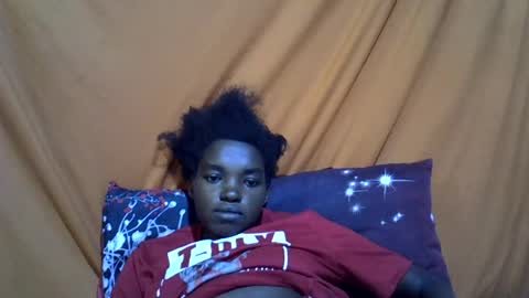 Snapshot of princess_scovia chatting on July 23, 5:33 pm princess_scovia online show from July 23, 5:33 pm
