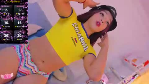 Snapshot of princess_sharon_ chatting on July 16, 4:02 pm princess_sharon_ online show from July 16, 4:02 pm
