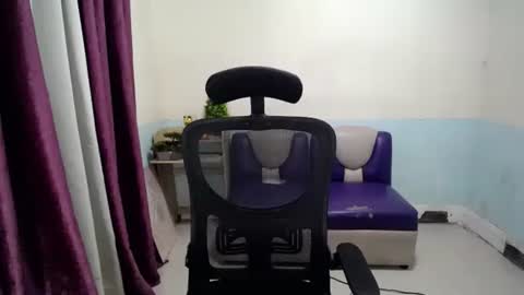 Snapshot of princess_yurie chatting on May 29, 11:41 am Yurie online show from May 29, 11:41 am