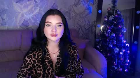 princessamira1 online show from December 13, 9:57 am