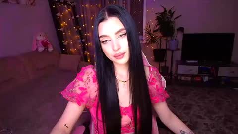 princessamira1 online show from December 3, 4:49 pm