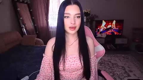Snapshot of princessamira1 chatting on May 20, 9:04 am princessamira1 online show from May 20, 9:04 am