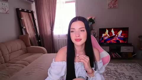 Snapshot of princessamira1 chatting on June 29, 5:25 am princessamira1 online show from June 29, 5:25 am