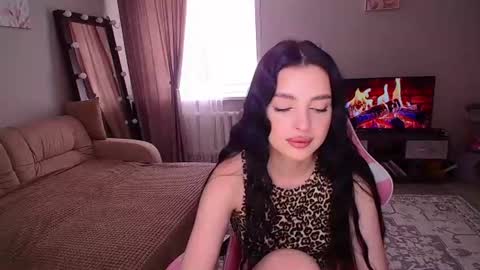 Snapshot of princessamira1 chatting on July 2, 5:46 am princessamira1 online show from July 2, 5:46 am