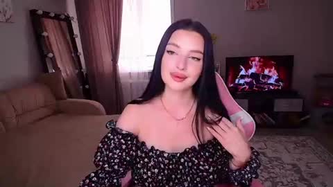 Snapshot of princessamira1 chatting on July 6, 3:58 am princessamira1 online show from July 6, 3:58 am