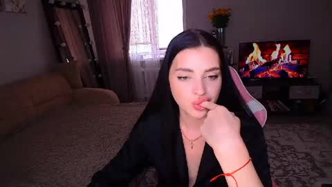 Snapshot of princessamira1 chatting on July 14, 10:21 am princessamira1 online show from July 14, 10:21 am