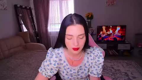 Snapshot of princessamira1 chatting on July 18, 7:23 am princessamira1 online show from July 18, 7:23 am