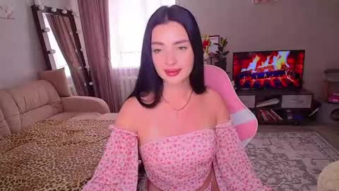 Snapshot of princessamira1 chatting on August 7, 5:53 am princessamira1 online show from August 7, 5:53 am