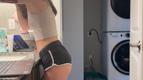 Snapshot of princessbaby525 chatting on March 3, 3:07 pm Sable online show from March 3, 3:07 pm