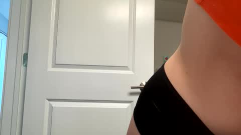 Snapshot of princessbaby525 chatting on May 18, 3:18 pm Sable online show from May 18, 3:18 pm