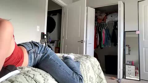 Snapshot of princessbaby525 chatting on May 21, 9:33 pm Sable online show from May 21, 9:33 pm