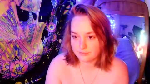 Snapshot of princessblazed444 chatting on May 15, 7:32 pm NOTYOURTYPICALBARBIE online show from May 15, 7:32 pm