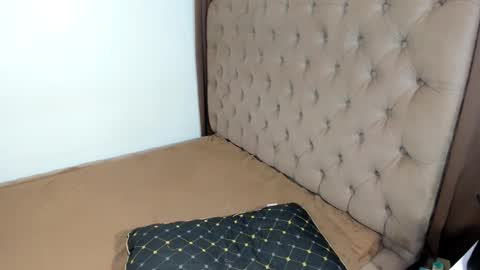 princess online show from November 19, 7:25 pm