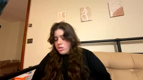 princessviccxo online show from October 18, 7:53 am