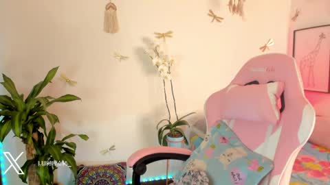 princessluna_14 online show from May 21, 10:39 pm