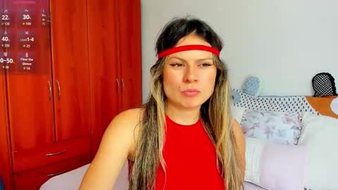 princessmariana25 online show from March 6, 5:09 pm