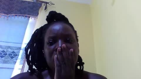phelly online show from May 12, 5:59 am