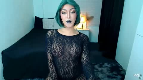 Love online show from March 4, 8:13 am