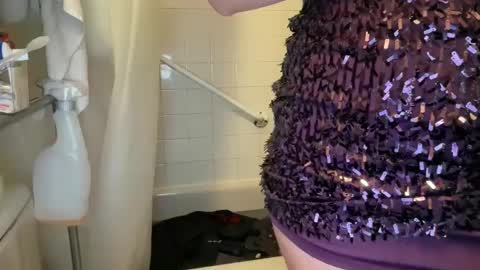 Snapshot of princessoftenis44 chatting on February 16, 9:59 pm princessoftenis44 online show from February 16, 9:59 pm