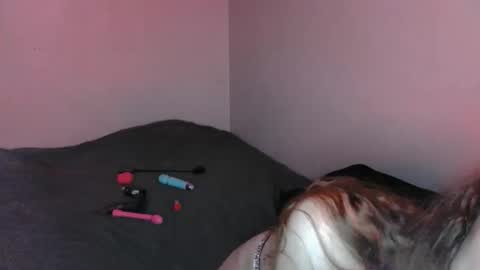 Naomi  online show from May 27, 5:48 am