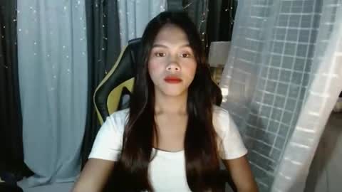 Snapshot of princessrynn chatting on November 13, 8:57 am princessrynn online show from November 13, 8:57 am