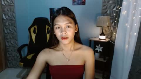 Snapshot of princessrynn chatting on November 22, 10:47 am princessrynn online show from November 22, 10:47 am