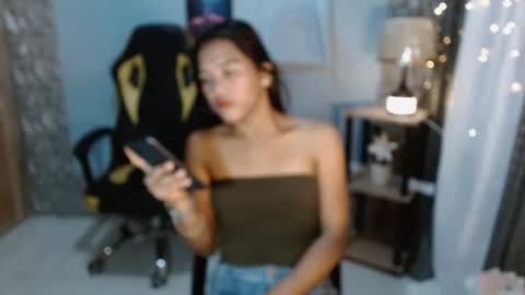 Snapshot of princessrynn chatting on December 3, 10:02 am princessrynn online show from December 3, 10:02 am