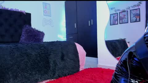 Snapshot of princessryuuko chatting on January 14, 9:51 pm ryuu online show from January 14, 9:51 pm