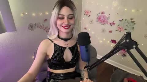 Snapshot of princessstarrxxx chatting on July 21, 8:55 pm Starr online show from July 21, 8:55 pm