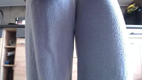 Snapshot of private_space chatting on September 26, 6:39 am Space online show from September 26, 6:39 am