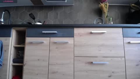 Snapshot of private_space chatting on November 1, 7:10 am Space online show from November 1, 7:10 am