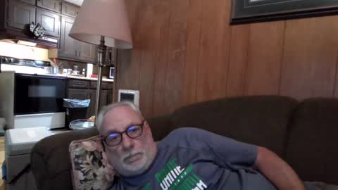 prlbob77 online show from July 1, 11:48 pm