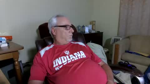 prlbob77 online show from August 4, 1:42 am