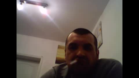 pro100bi online show from December 8, 3:43 am