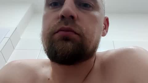 Snapshot of profan2o chatting on June 8, 6:52 pm profan2o online show from June 8, 6:52 pm