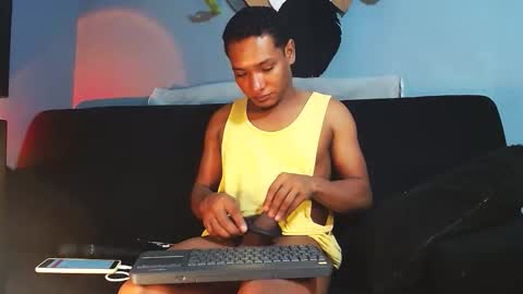 Grande y Gruesa online show from May 31, 7:15 am