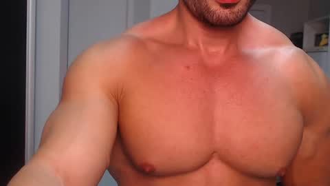 promuscles4u online show from March 3, 11:35 pm