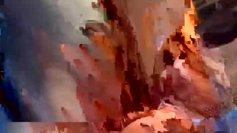 Snapshot of properttw chatting on October 17, 2:52 pm properttw online show from October 17, 2:52 pm