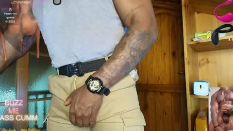 Snapshot of proudlyblack30 chatting on June 3, 2:33 pm sergeant. online show from June 3, 2:33 pm