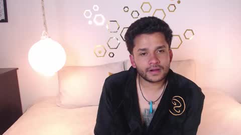 Snapshot of provincute chatting on November 22, 4:00 am Adris Juan online show from November 22, 4:00 am