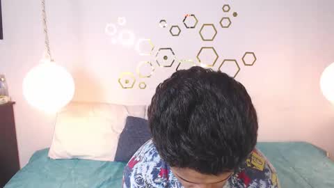 Snapshot of provincute chatting on December 4, 4:00 am Adris Juan online show from December 4, 4:00 am