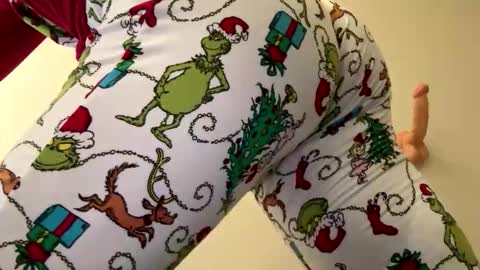 Snapshot of prtty2345 chatting on March 13, 7:04 am prtty2345 online show from March 13, 7:04 am