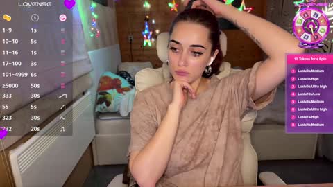 Queen of Pain online show from January 22, 2:48 am