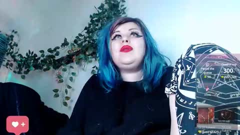 Snapshot of psychobitch69 chatting on December 2, 12:27 am OlivePsy online show from December 2, 12:27 am