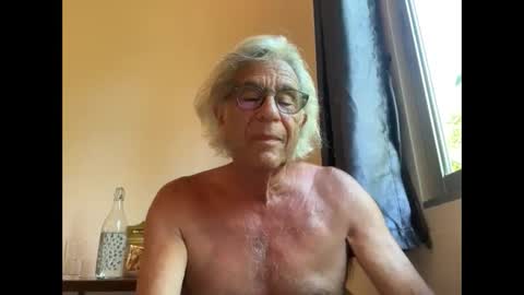Snapshot of psymour1 chatting on February 11, 8:58 am psymour1 online show from February 11, 8:58 am
