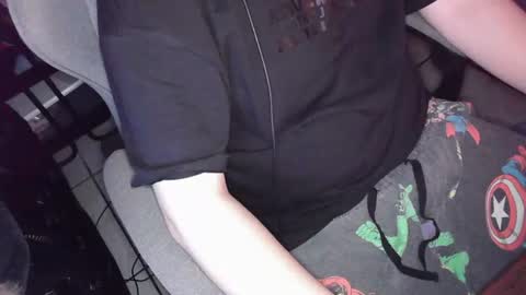 your mysterious man online show from July 9, 2:15 am