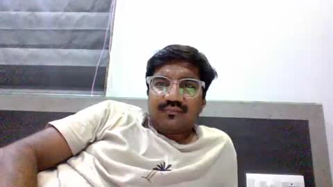 Snapshot of ptl1711 chatting on May 31, 6:20 pm ptl1711 online show from May 31, 6:20 pm