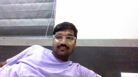 Snapshot of ptl1711 chatting on July 10, 4:17 am ptl1711 online show from July 10, 4:17 am
